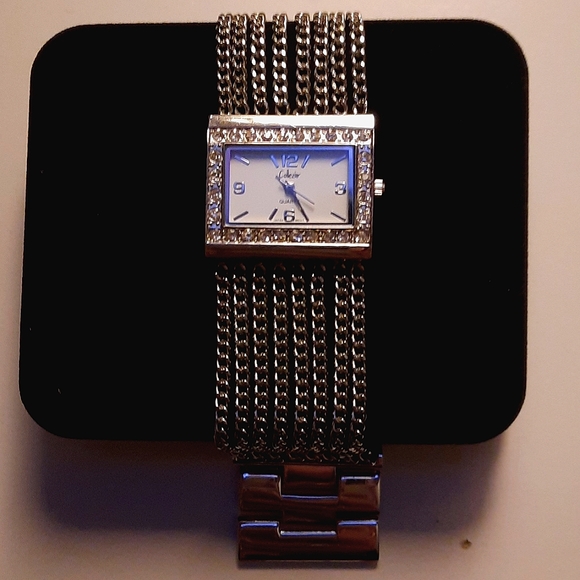 collezio Accessories - Beautiful vintage silver, Swarovski studded collezio quartz watch